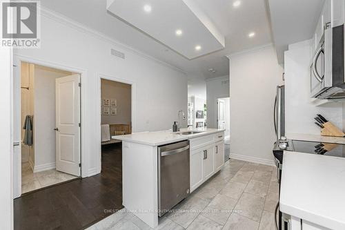 201 - 1880 Gordon Street, Guelph (Clairfields), ON - Indoor Photo Showing Kitchen