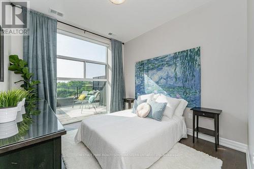 201 - 1880 Gordon Street, Guelph (Clairfields), ON - Indoor Photo Showing Bedroom