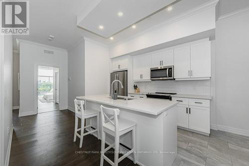 201 - 1880 Gordon Street, Guelph, ON - Indoor Photo Showing Kitchen With Upgraded Kitchen