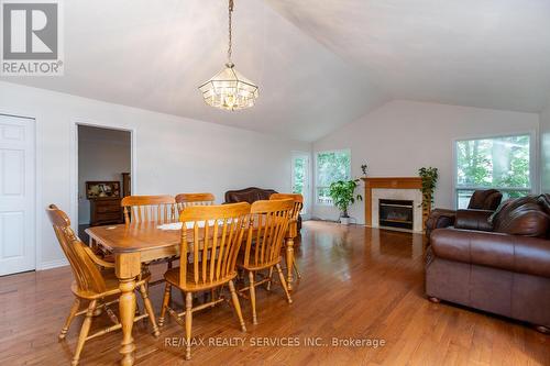 757 Guildwood Boulevard, London, ON - Indoor With Fireplace