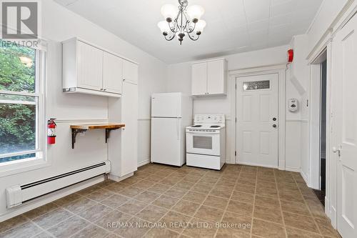 88 York Street, St. Catharines, ON - Indoor Photo Showing Kitchen