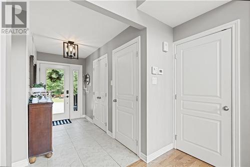 Foyer - 951 Corktown Road, Merrickville, ON - Indoor Photo Showing Other Room