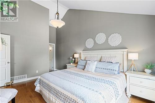 Primary Bedroom - 951 Corktown Road, Merrickville, ON - Indoor Photo Showing Bedroom