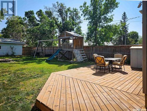 316 Young Street, Rosetown, SK - Outdoor With Deck Patio Veranda With Backyard