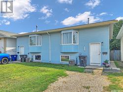 111/113 Hedley STREET  Saskatoon, SK S7N 4G4