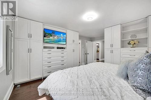 39 Vireo Way, Vaughan, ON - Indoor Photo Showing Bedroom