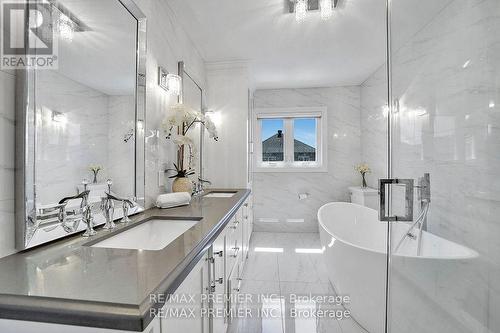 39 Vireo Way, Vaughan (Vellore Village), ON - Indoor Photo Showing Bathroom