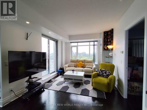 910 - 131 Upper Duke Crescent, Markham (Unionville), ON - Indoor Photo Showing Living Room