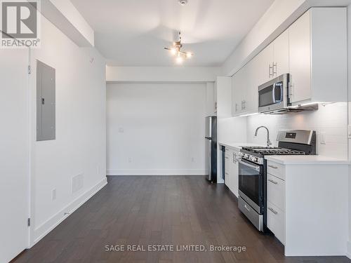 105 - 1183 Dufferin Street, Toronto (Dovercourt-Wallace Emerson-Junction), ON - Indoor Photo Showing Kitchen