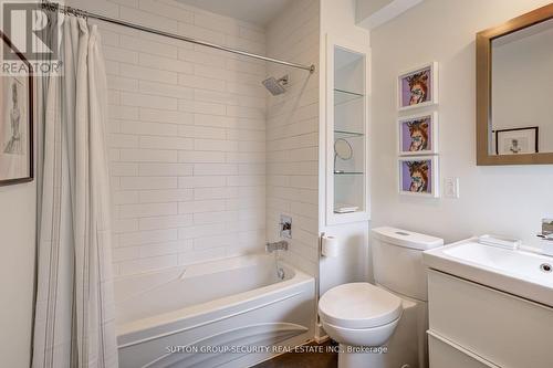 86 Geary Avenue, Toronto (Dovercourt-Wallace Emerson-Junction), ON - Indoor Photo Showing Bathroom