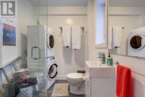 86 Geary Avenue, Toronto (Dovercourt-Wallace Emerson-Junction), ON - Indoor Photo Showing Laundry Room