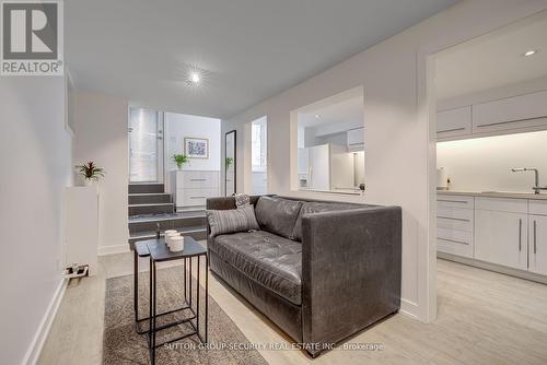 86 Geary Avenue, Toronto (Dovercourt-Wallace Emerson-Junction), ON - Indoor Photo Showing Living Room