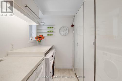 86 Geary Avenue, Toronto (Dovercourt-Wallace Emerson-Junction), ON - Indoor Photo Showing Laundry Room