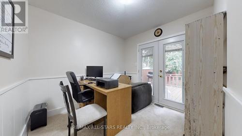 25 Fraser Avenue, Brampton (Downtown Brampton), ON - Indoor Photo Showing Office