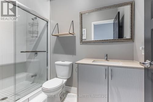 2 - 73 King Street E, Hamilton (Beasley), ON - Indoor Photo Showing Bathroom