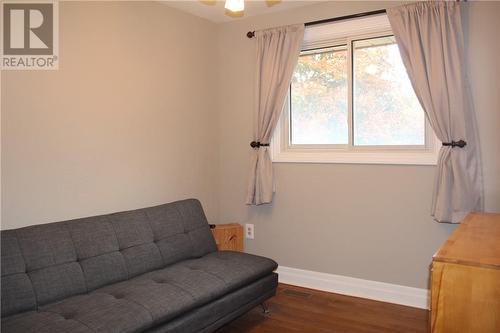 15 Rodney Street, Barrie, ON - Indoor