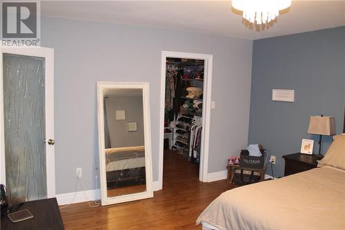 15 Rodney Street, Barrie, ON - Indoor Photo Showing Bedroom