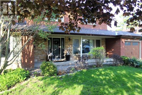 15 Rodney Street, Barrie, ON - Outdoor