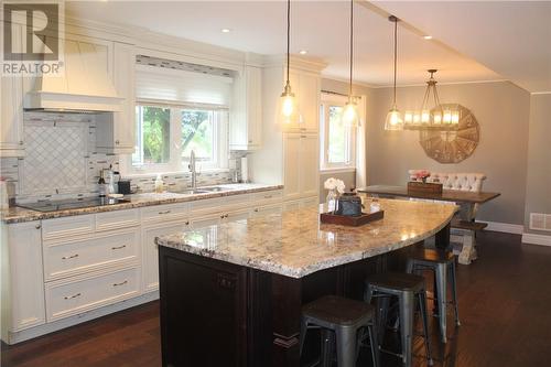 15 Rodney Street, Barrie, ON - Indoor Photo Showing Kitchen With Double Sink With Upgraded Kitchen