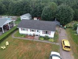 63 Bishop Avenue  New Minas, NS B4N 3N8