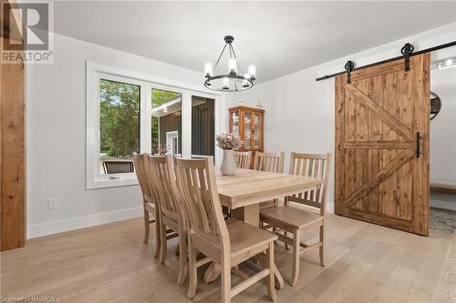 668 Bruce Road 9, South Bruce Peninsula, ON - Indoor Photo Showing Dining Room