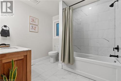 668 Bruce Road 9, South Bruce Peninsula, ON - Indoor Photo Showing Bathroom