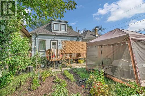 815 H Avenue N, Saskatoon, SK - Outdoor With Deck Patio Veranda