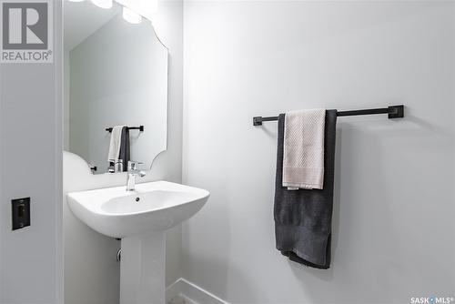 239 Asokan Street, Saskatoon, SK - Indoor Photo Showing Bathroom