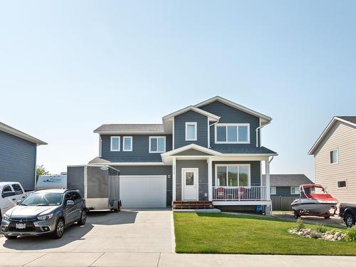 1512 Aspen Lane, Castlegar, BC - Outdoor With Deck Patio Veranda With Facade