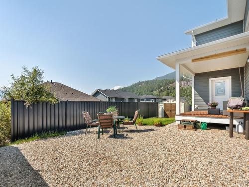 1512 Aspen Lane, Castlegar, BC - Outdoor With Deck Patio Veranda