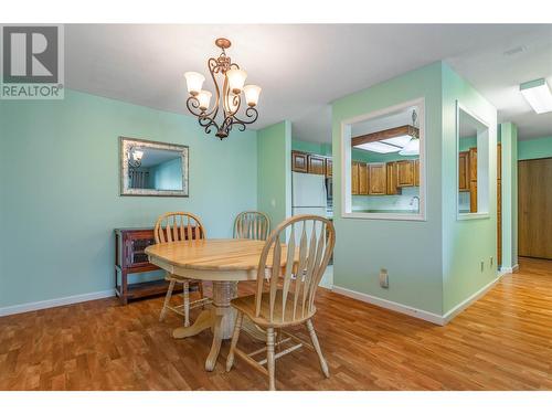 489 Highway 33 West Unit# 118, Kelowna, BC - Indoor Photo Showing Dining Room