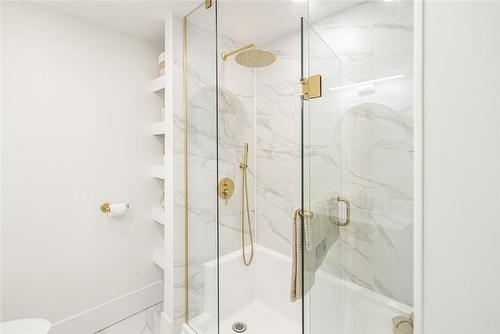 385 Westwood Avenue, Crystal Beach, ON - Indoor Photo Showing Bathroom