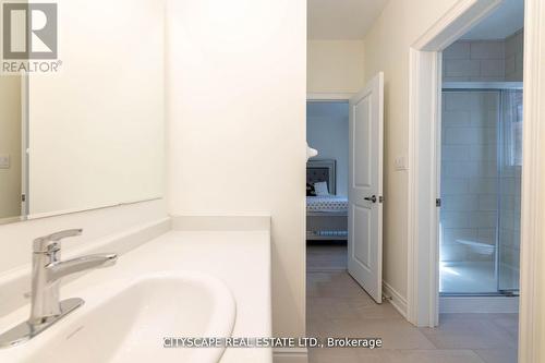 11 Grierson Trail, Hamilton (Waterdown), ON - Indoor Photo Showing Bathroom