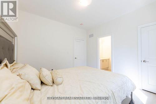 11 Grierson Trail, Hamilton (Waterdown), ON - Indoor Photo Showing Bedroom