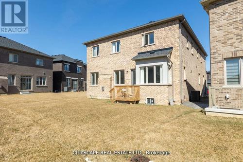 11 Grierson Trail, Hamilton (Waterdown), ON - Outdoor