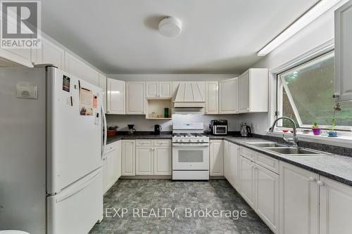 192 Gulf Road, Marmora And Lake, ON - Indoor Photo Showing Kitchen With Double Sink