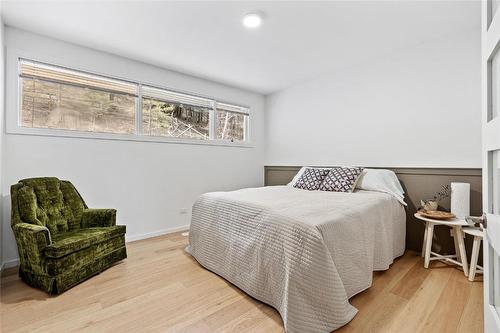 8250 Sun Valley Road, Kelowna, BC - Indoor Photo Showing Bedroom