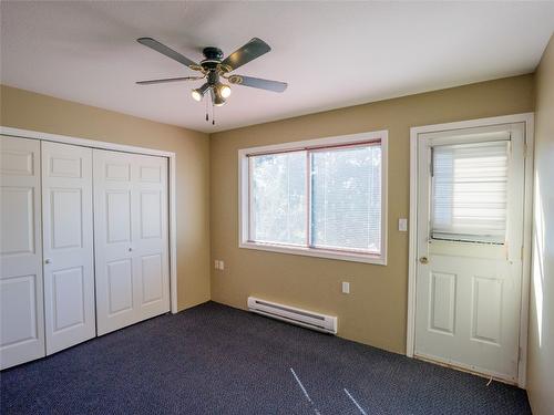 10709 Elliot Street, Summerland, BC - Indoor Photo Showing Other Room