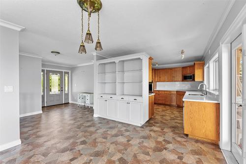 6191 Wilson Road, Peachland, BC - Indoor Photo Showing Kitchen With Double Sink