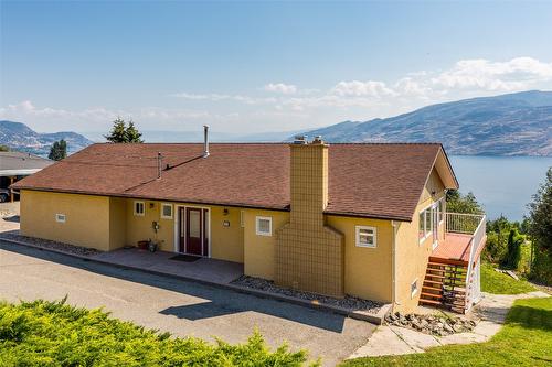 6191 Wilson Road, Peachland, BC - Outdoor