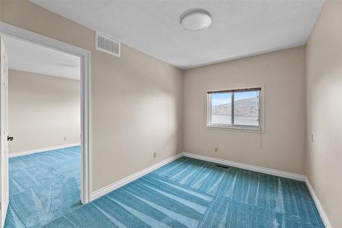 6191 Wilson Road, Peachland, BC - Indoor Photo Showing Other Room