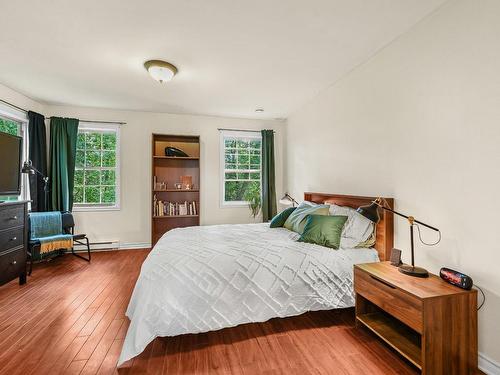 Chambre Ã  coucher principale - 155 Rg Du Haut-De-La-Rivière N., Saint-Césaire, QC - Indoor Photo Showing Bedroom