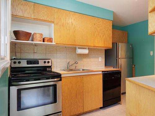 Kitchen - 46 Av. De Little Rock, Pointe-Claire, QC - Indoor Photo Showing Kitchen