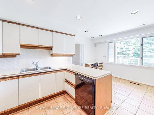 24 Burleigh Heights Dr, Toronto, ON - Indoor Photo Showing Kitchen With Double Sink