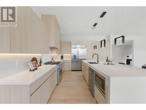 1583 Malbec Place, West Kelowna, BC - Indoor Photo Showing Kitchen