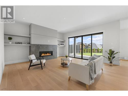 1583 Malbec Place, West Kelowna, BC - Indoor Photo Showing Other Room With Fireplace