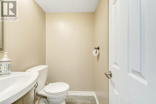 Main Floor Bathroom - 55 Yew Tree Gardens, London, ON - Indoor Photo Showing Bathroom