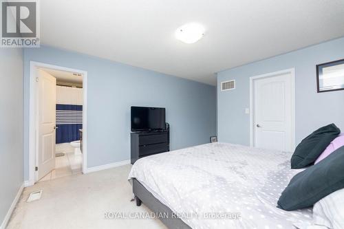 15 Tribune Drive, Brampton (Northwest Brampton), ON - Indoor Photo Showing Bedroom