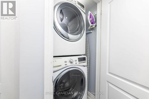 15 Tribune Drive, Brampton (Northwest Brampton), ON - Indoor Photo Showing Laundry Room