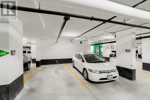 325 - 160 Flemington Road, Toronto (Yorkdale-Glen Park), ON - Indoor Photo Showing Garage